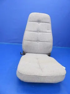 Piper PA-32 Cherokee Six Center Row FWD Facing Seat Gray Upholstery (0418-202)